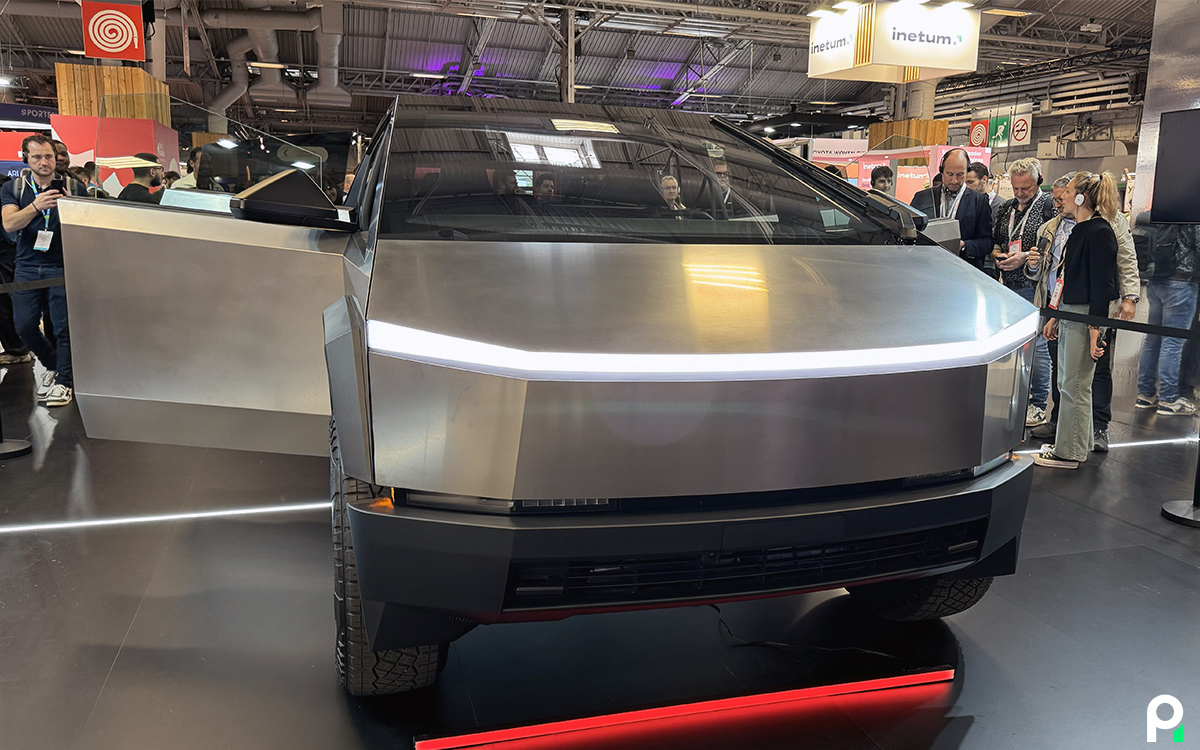 Tesla-Cybertruck-Phonandroid-2.jpg