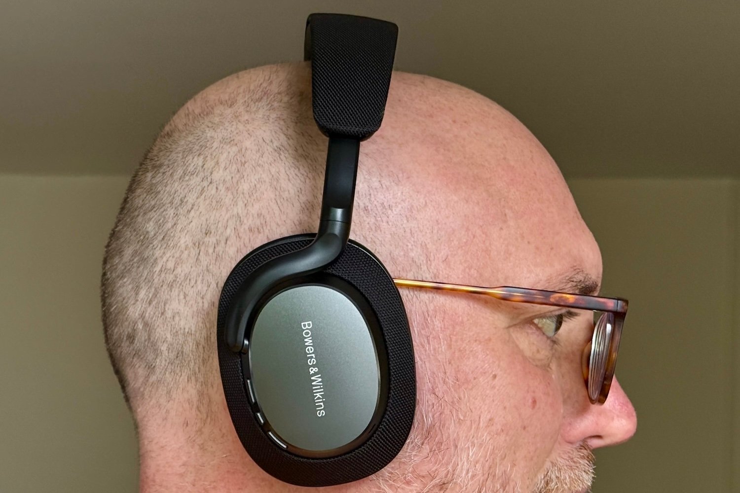 Bowers-Wilkins-Px7-S3-11.jpg