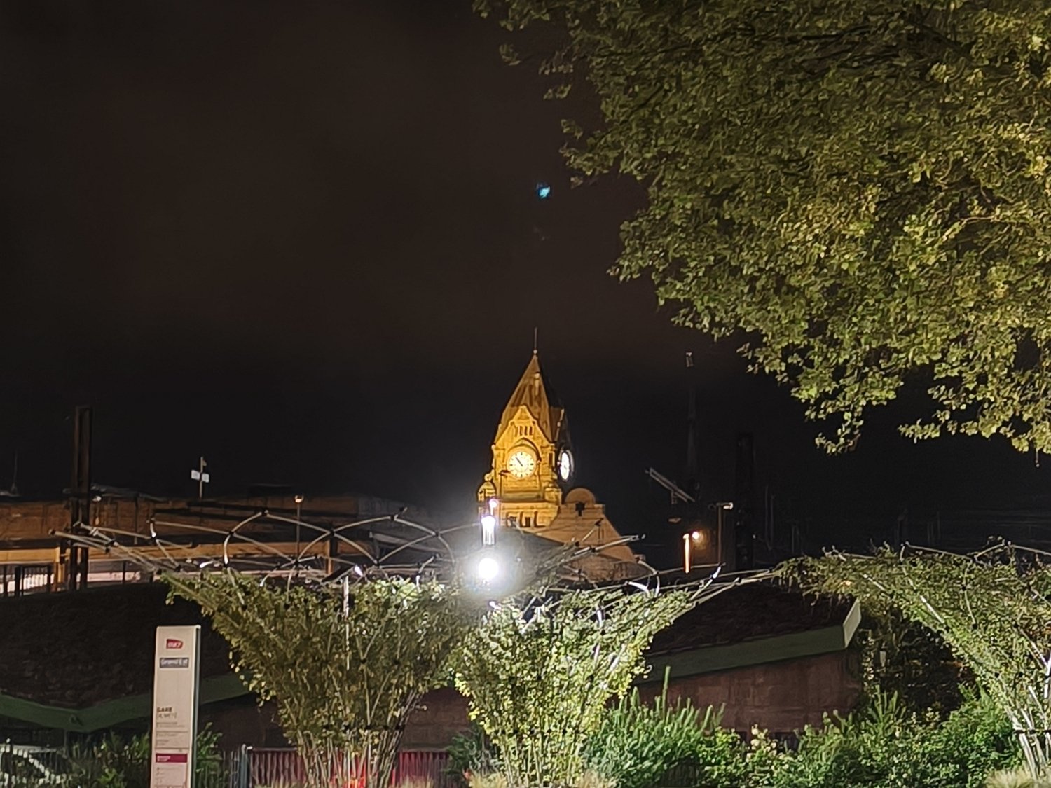 Oppo-Reno-13-Pro-teleobjectif-3.5x-2.jpg