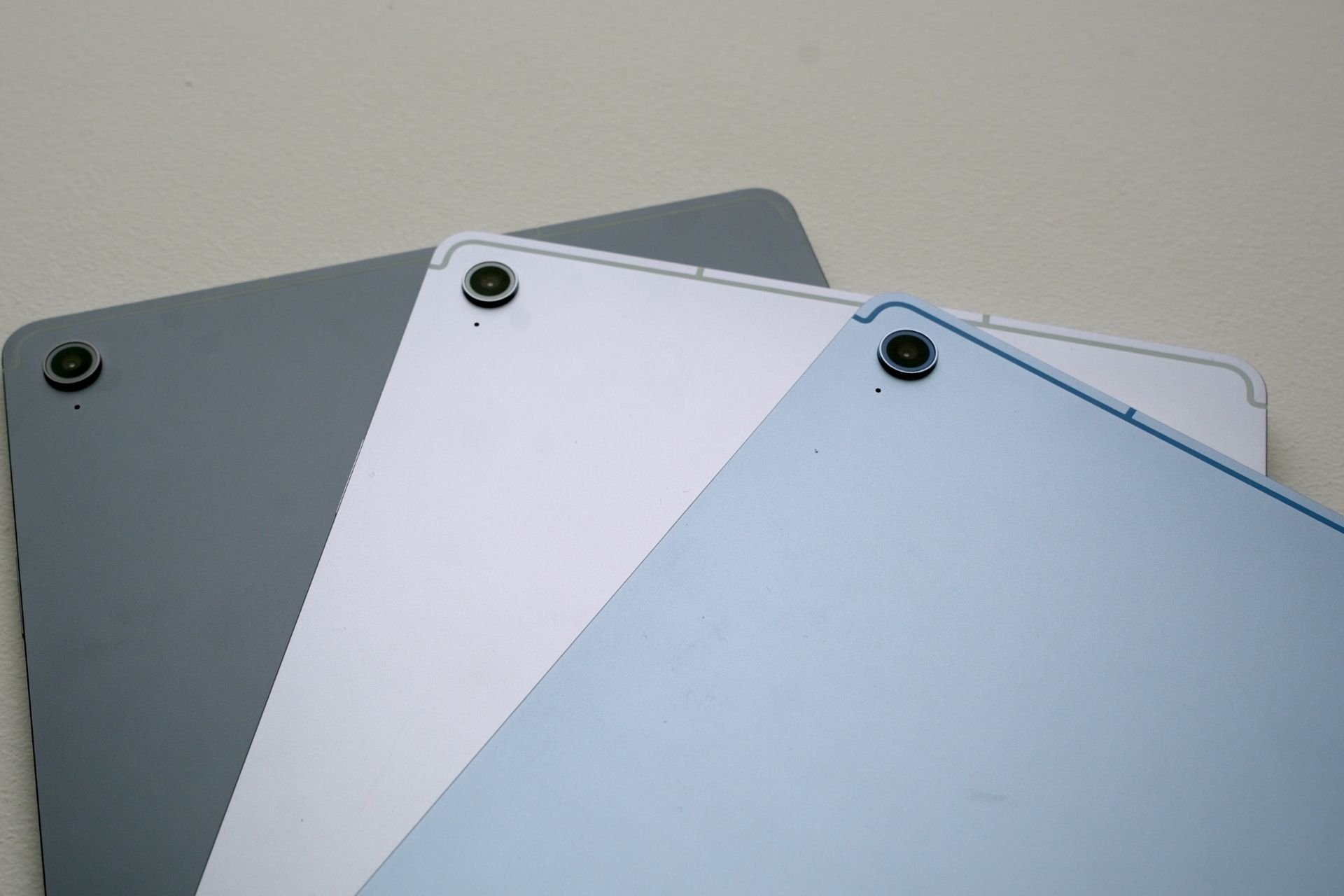 Tab-S10-FE-3.jpg