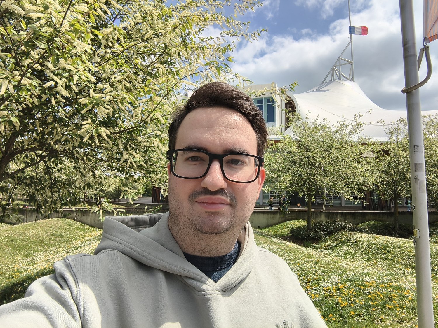 Motorola-Edge-60-Fusion-Selfie-2.jpg