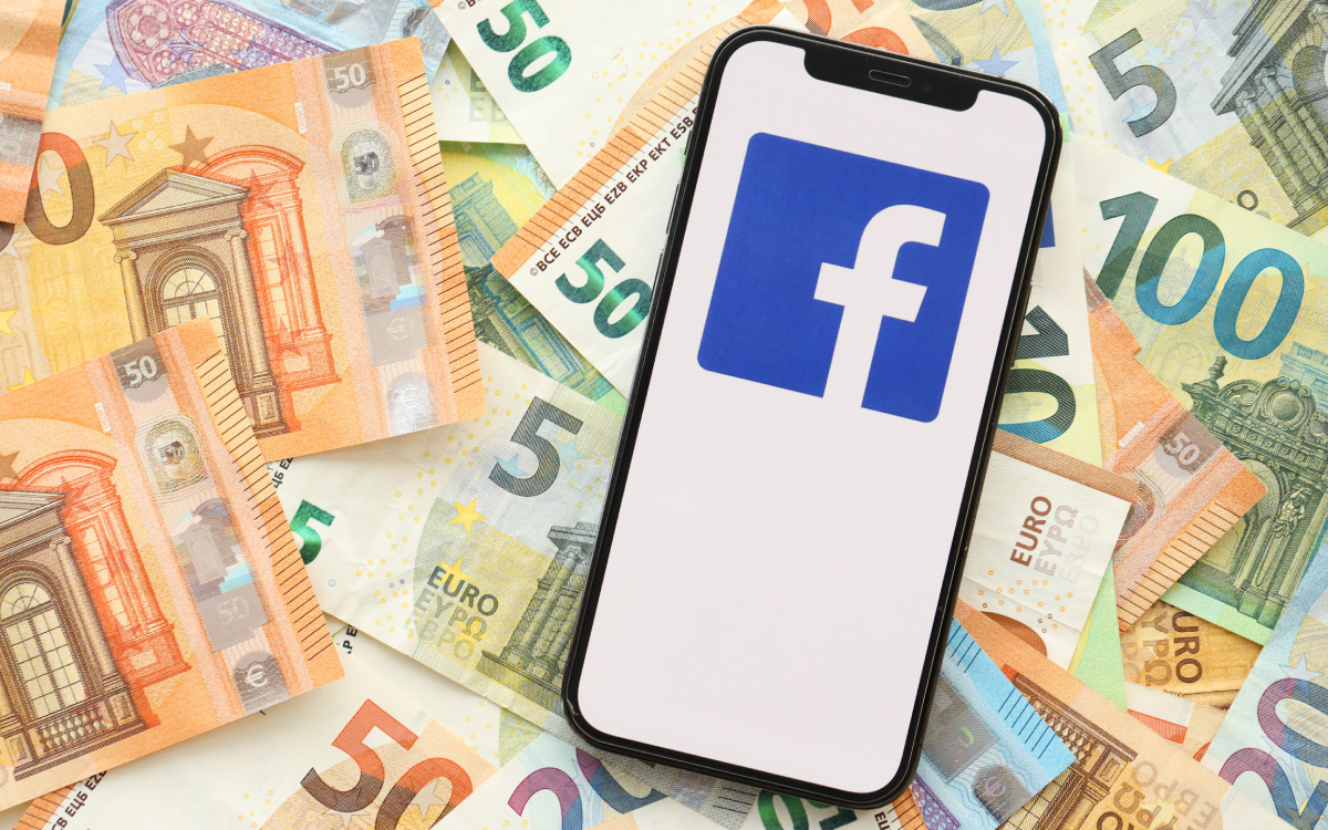Facebook_argent.jpg