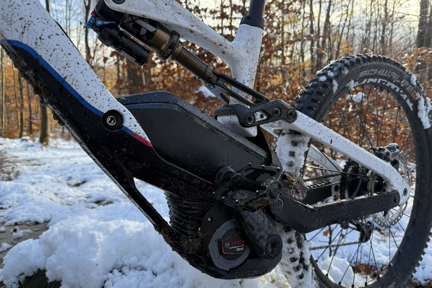 VTT-Lapierre-GLP-III-SE-Alpine-Edition-4.jpg