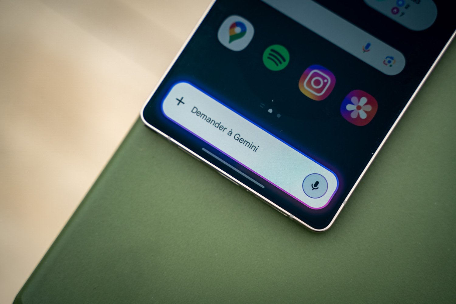 samsung-galaxy-s25-ultra-gemini.jpg
