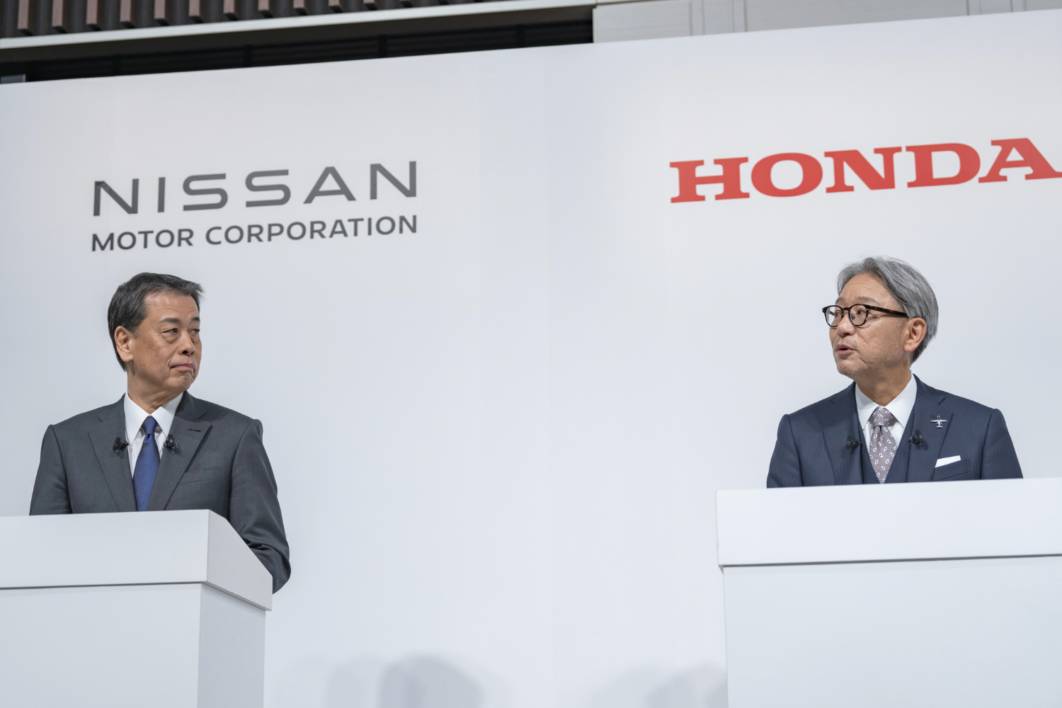 nissan-honda-fusion-photo.jpg