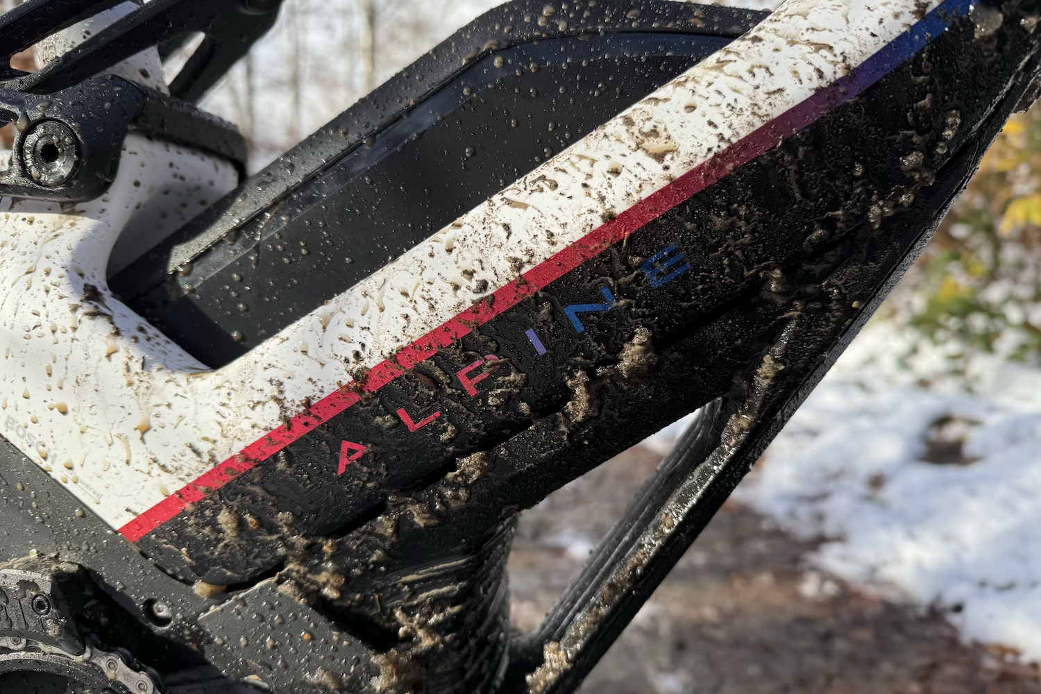 VTT-Lapierre-GLP-III-SE-Alpine-Edition-9.jpg