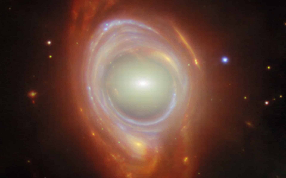 Galaxie-anneau-dEinstein-ESA.jpg