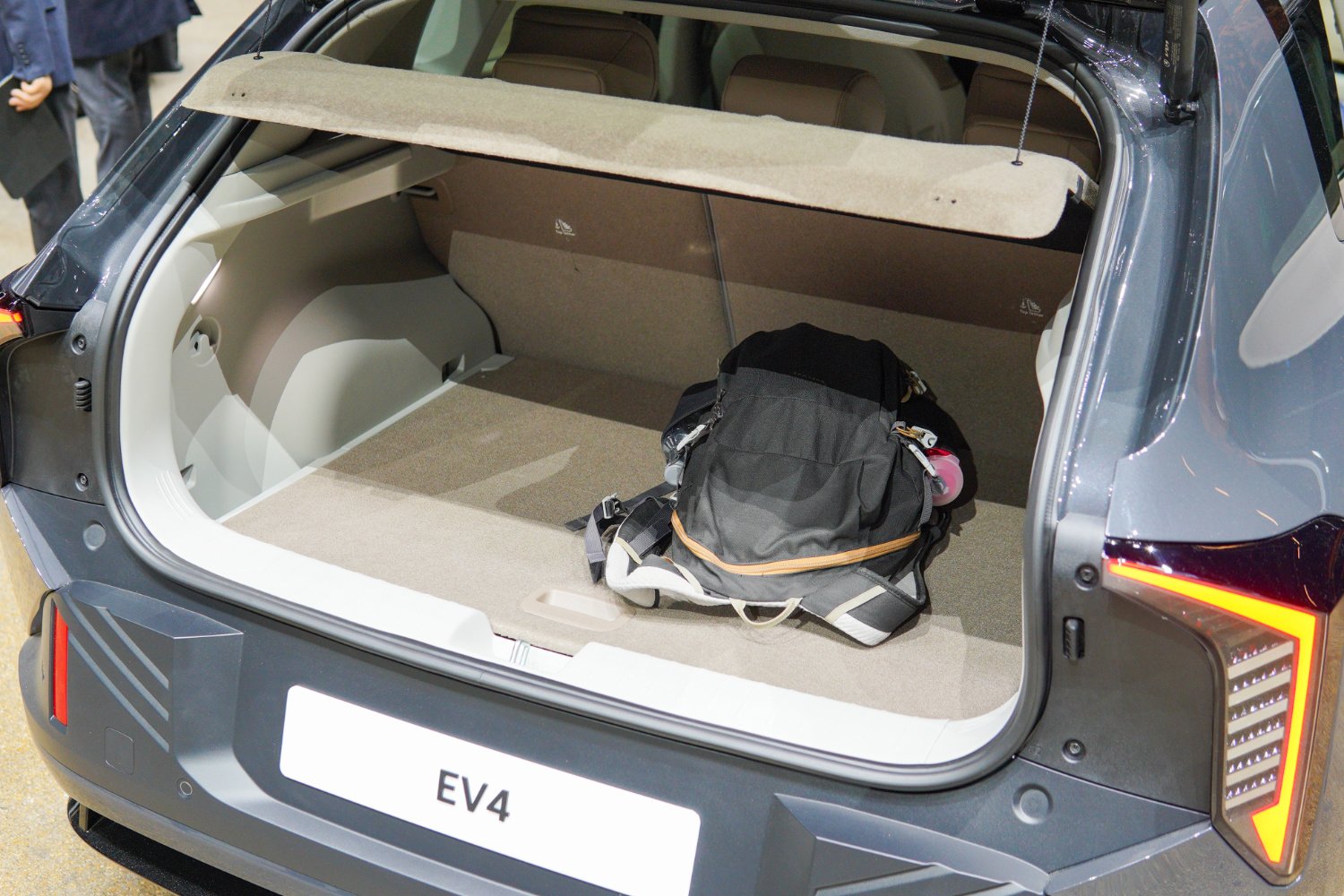 kia-ev4-coffre.jpg
