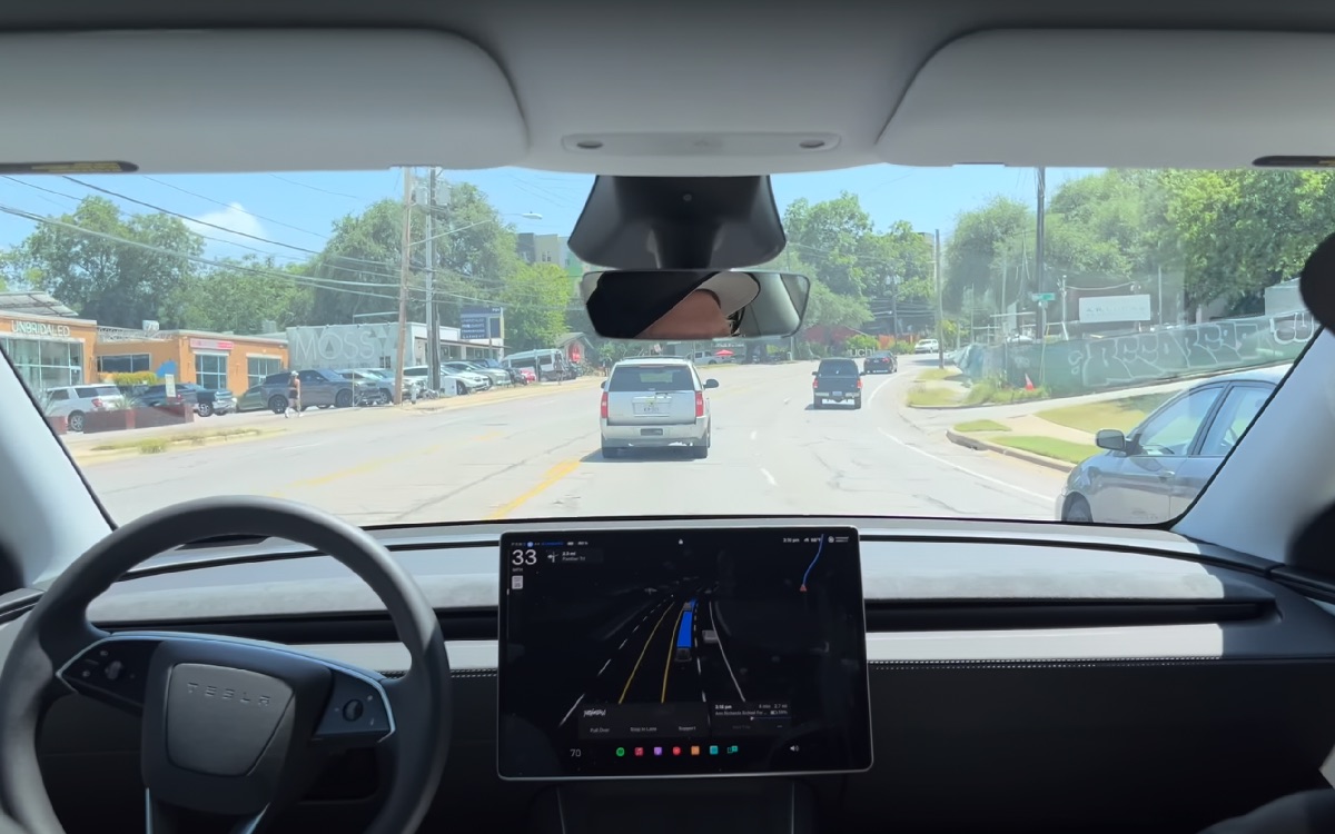 robotaxi-incident.jpg