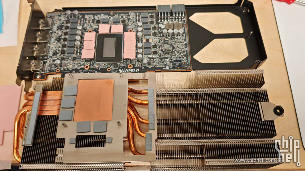 AMD-Radeon-RX-9070-XT-Reference-GPU-OEM-_7.jpg