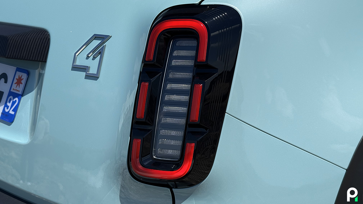 renault-4-e-tech-electric-06.jpg