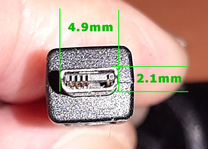 unknown_usb_connector.jpg