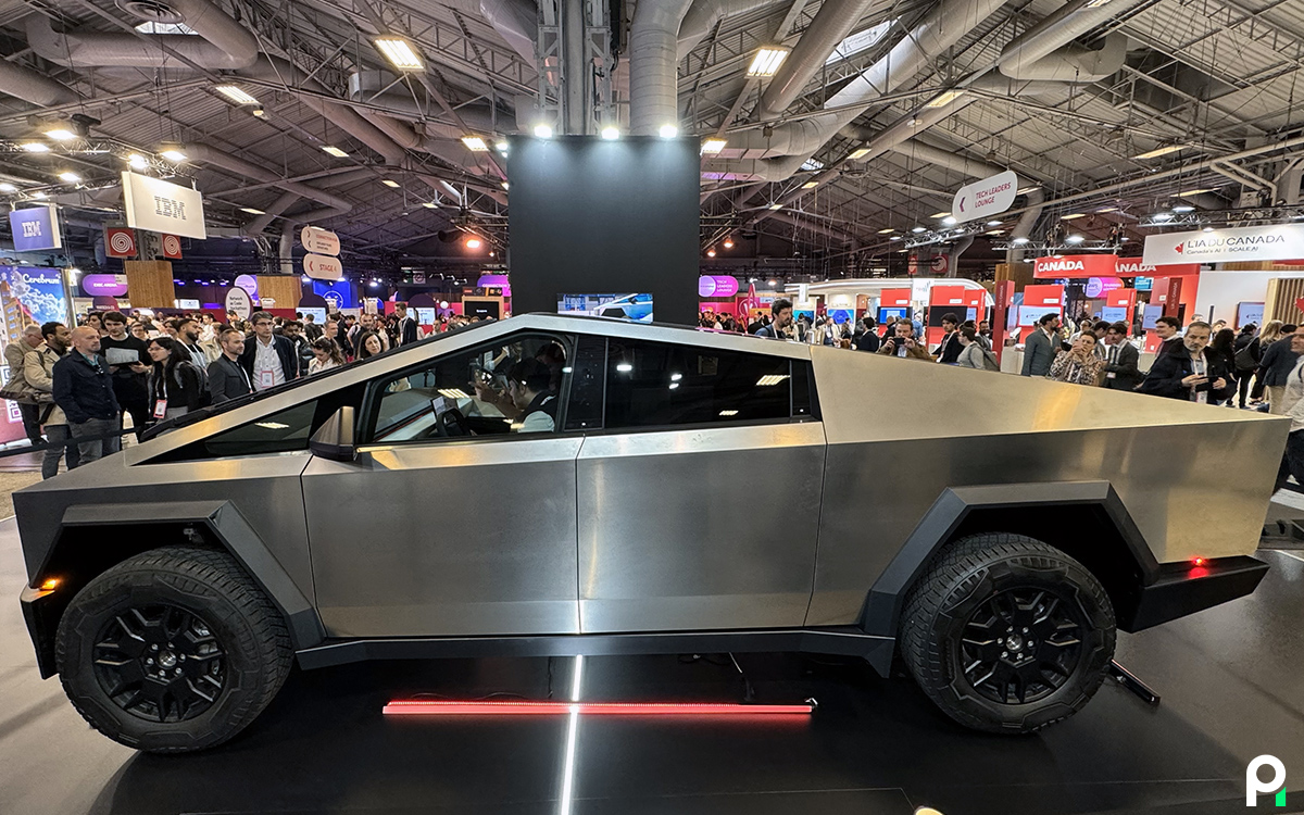 Tesla-Cybertruck-Phonandroid-25.jpg