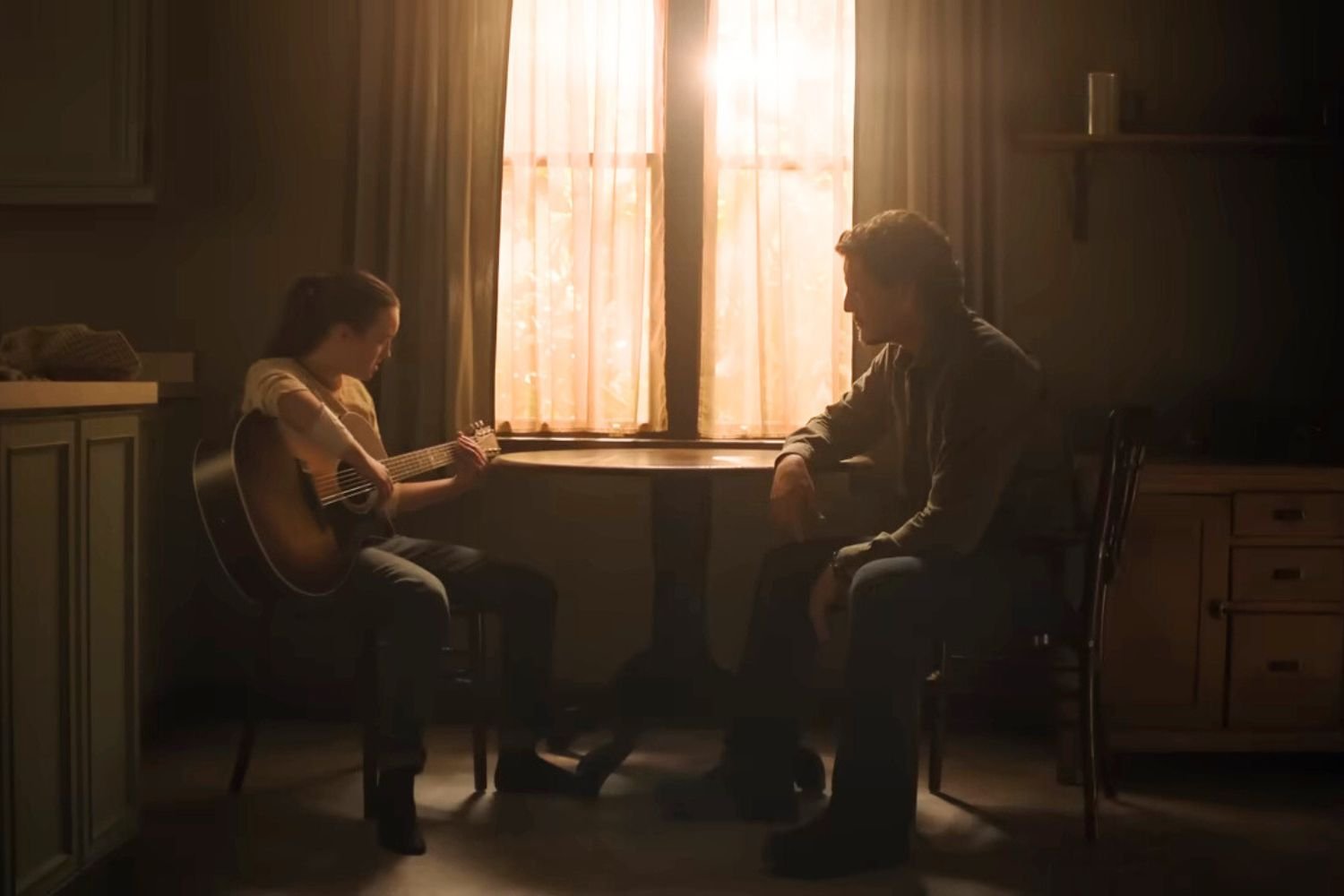 the-last-of-us-saison-2-ellie-joel.jpg