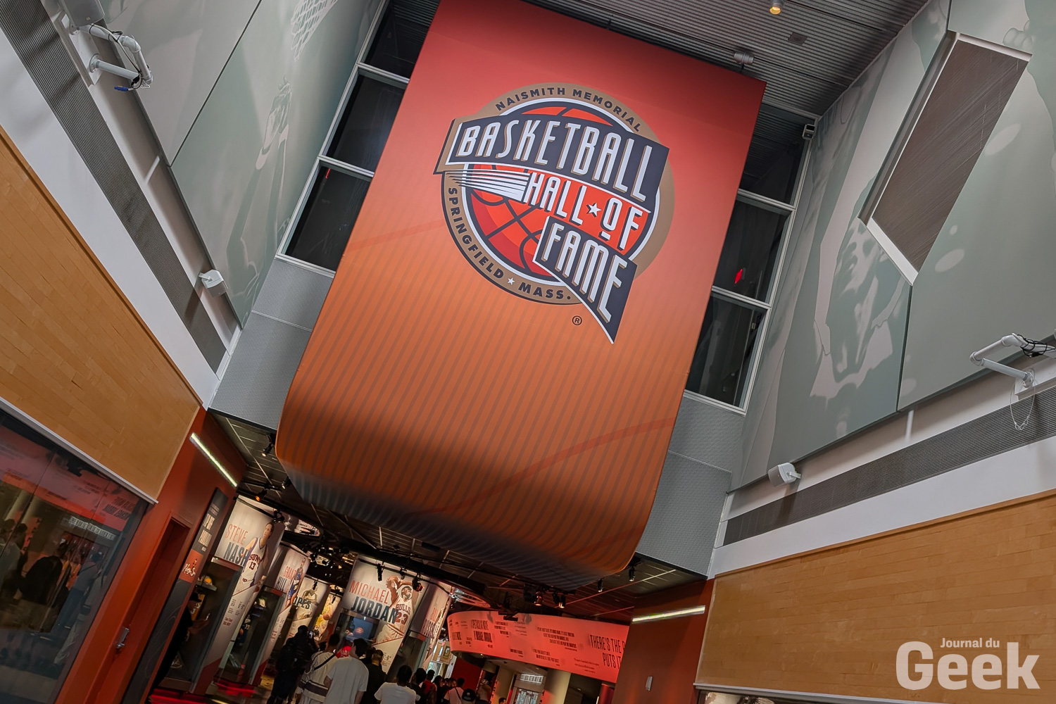 NBA-2K25-CD-Live-01.jpg