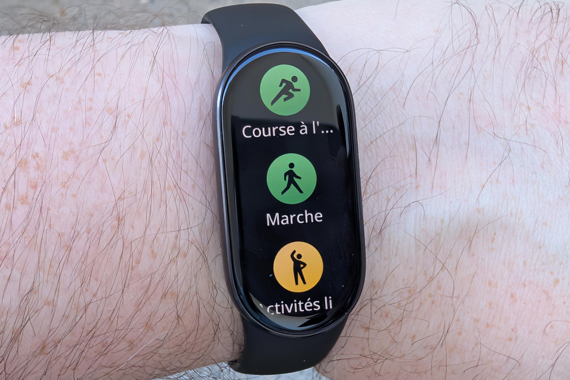 test-xiaomi-smart-band-10-7.jpg