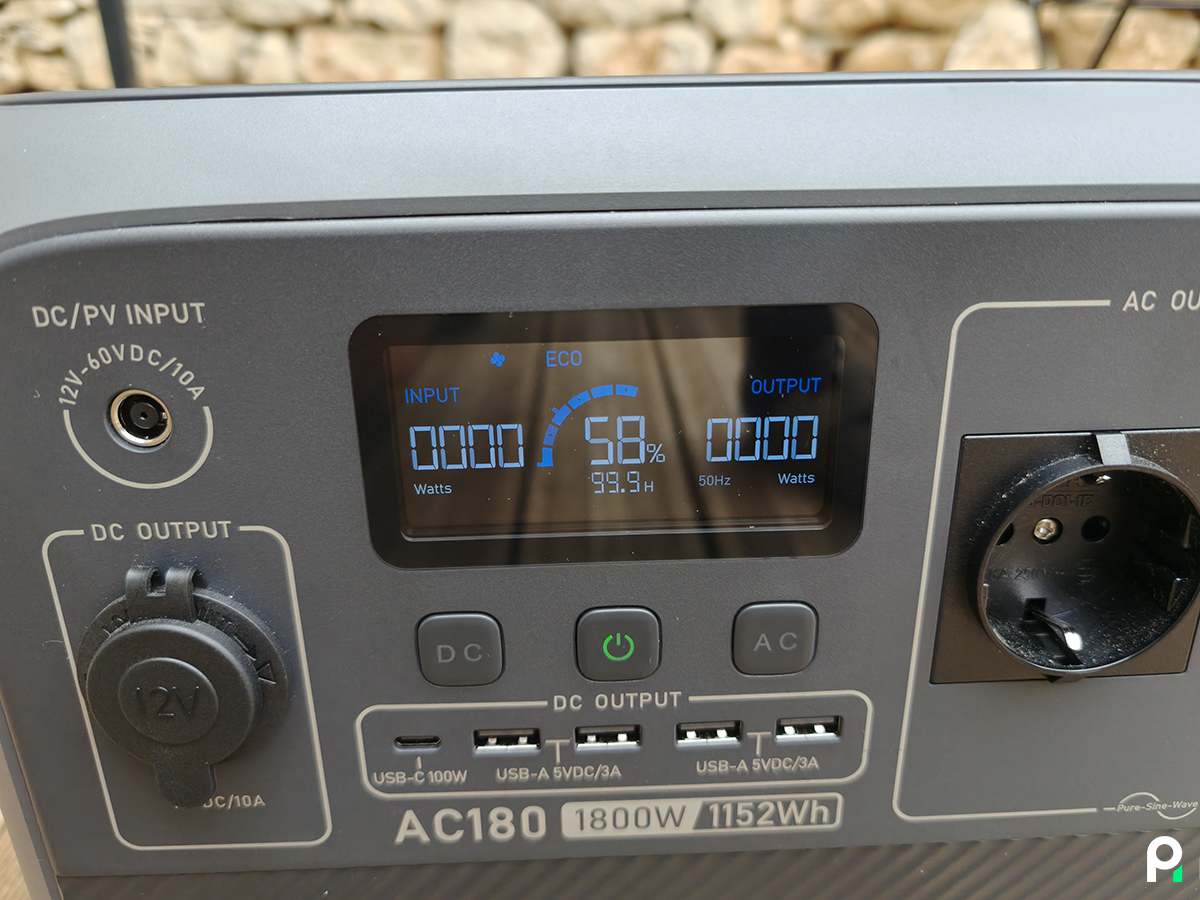 Bluetti-AC180-13.jpg