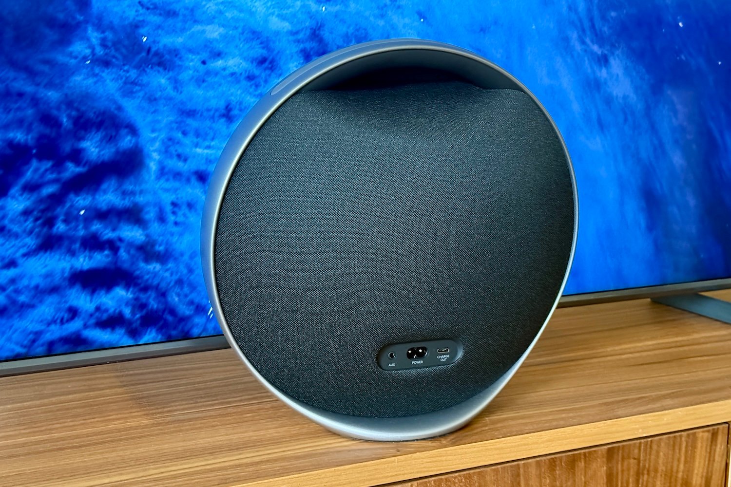 Harman-Kardon-Onyx-Studio-9-7.jpg