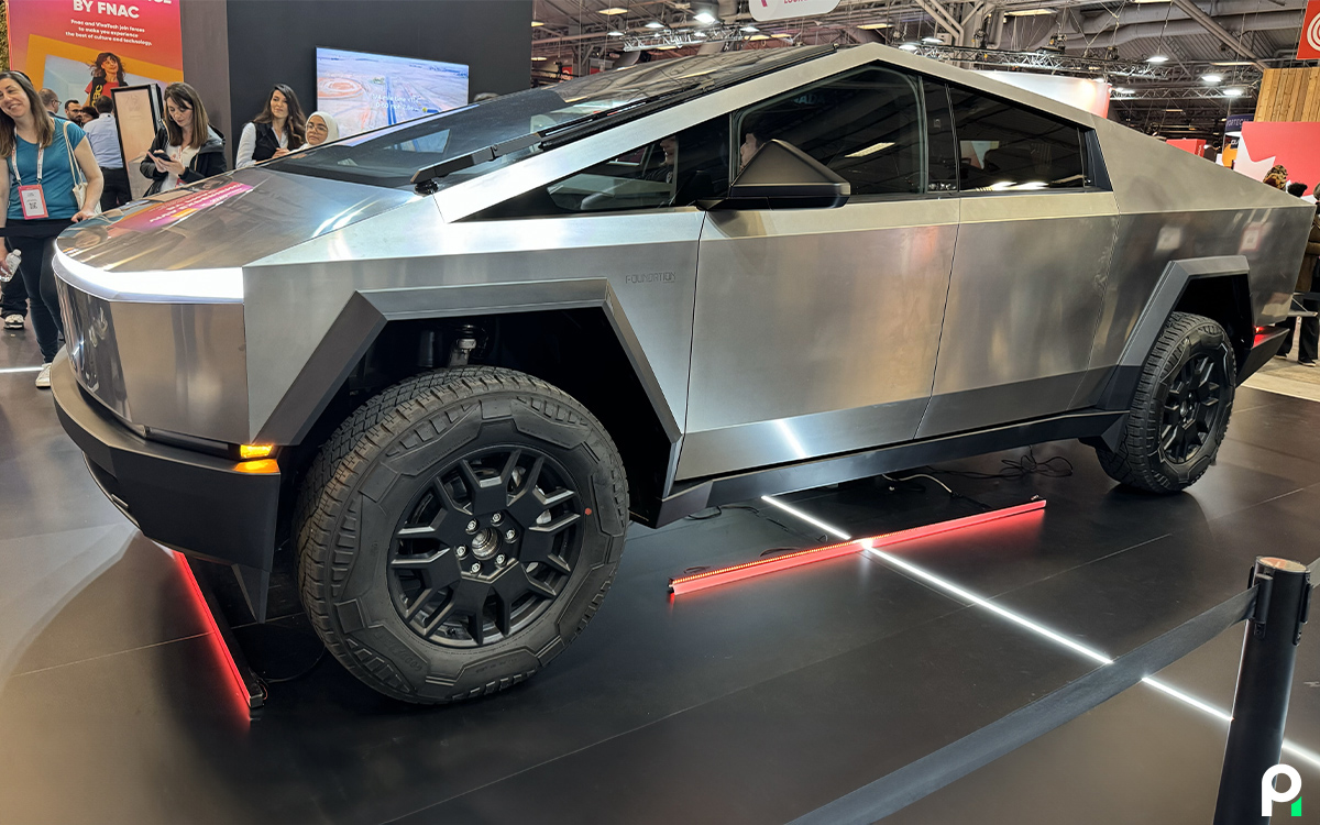 Tesla-Cybertruck-Phonandroid-26.jpg