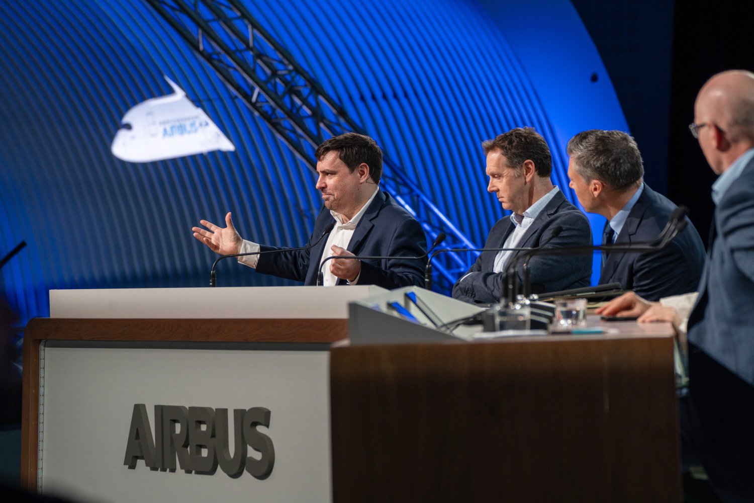 airbus-summit-panel-contrails-discussion.jpg