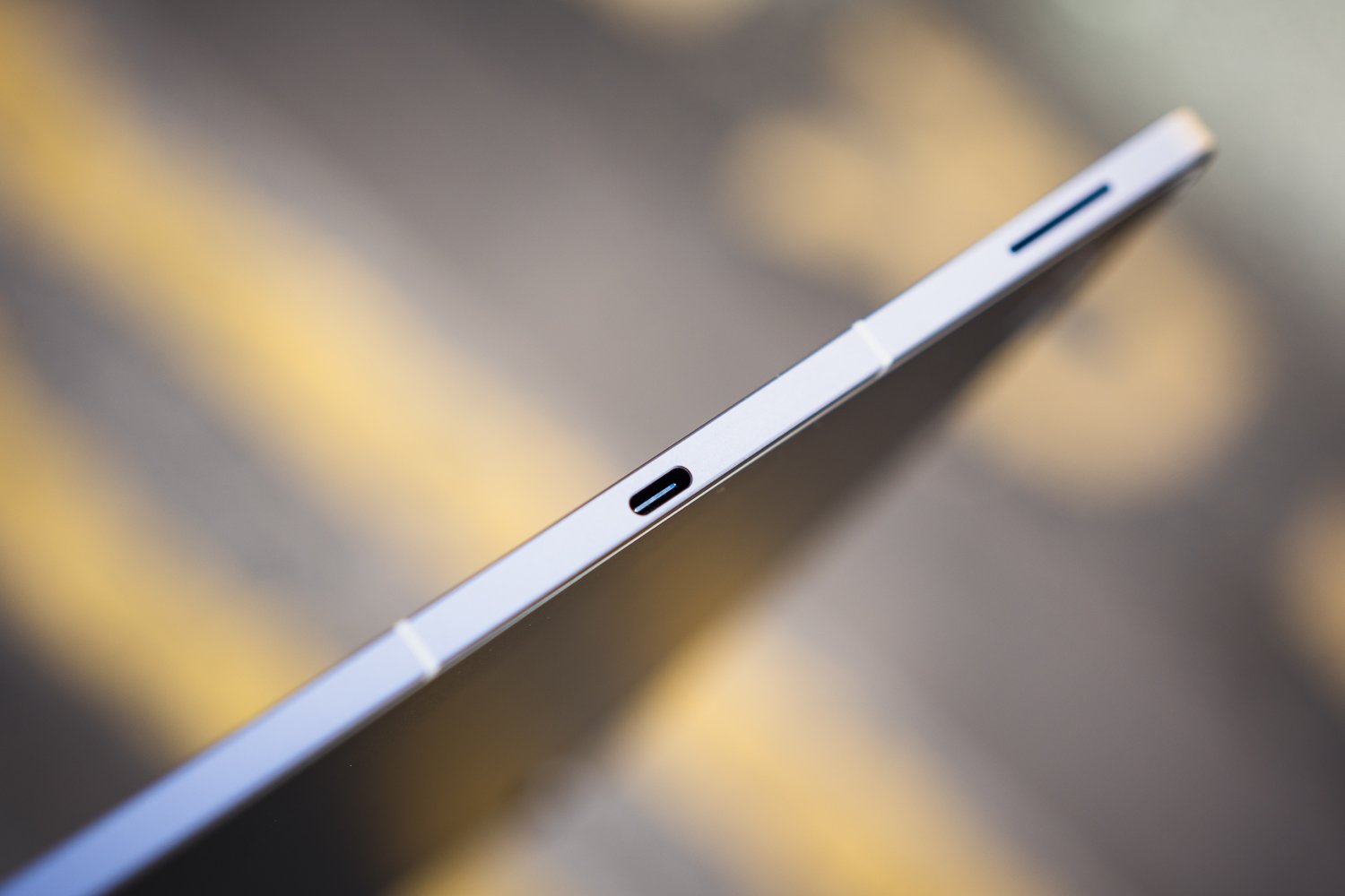 test-Samsung-Galaxy-Tab-S10-FE-Plus-avis-usb-c.jpg