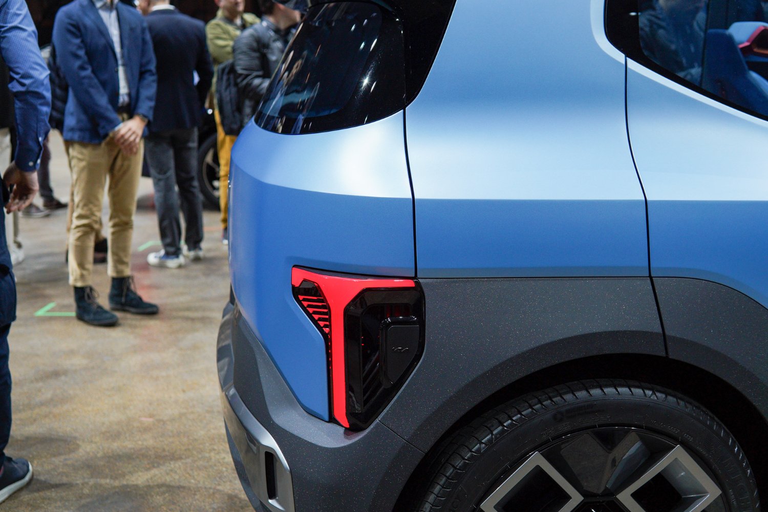 kia-ev2-feux-arriere.jpg