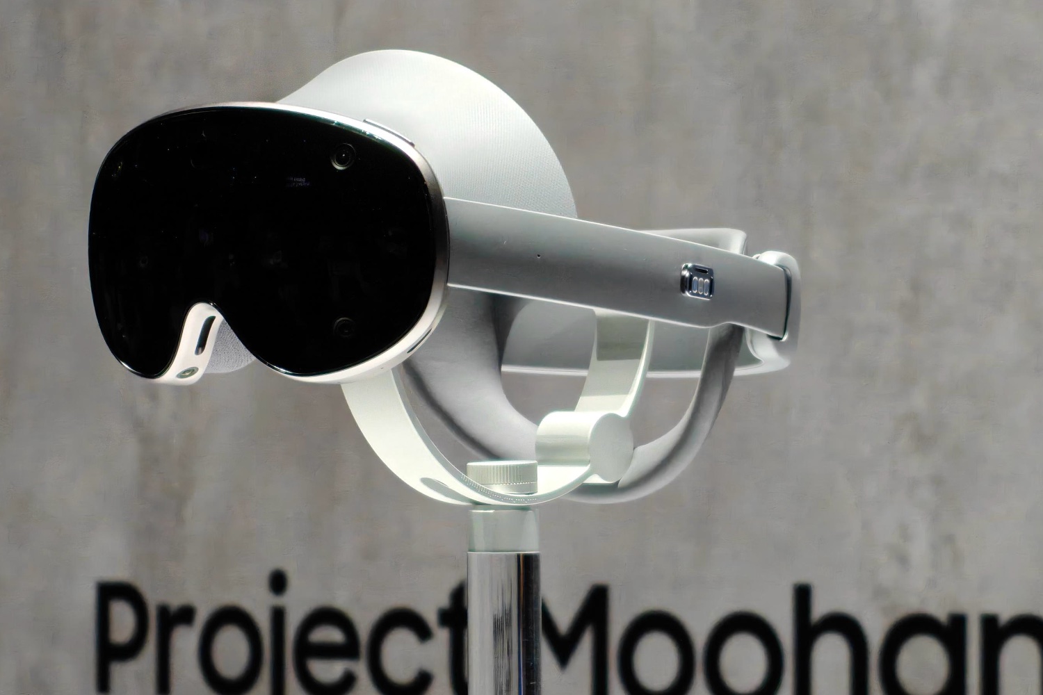 project-moohan-samsung-google.jpg