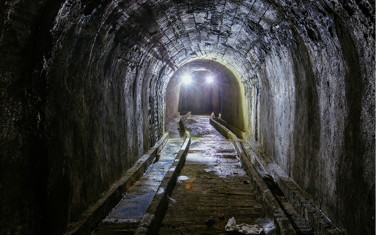 Mine_abandonnee_batterie_gravite.jpg