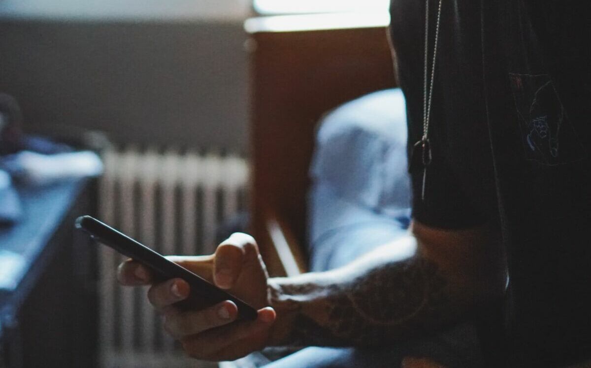 smartphone-sommeil-e1614844118776.jpg
