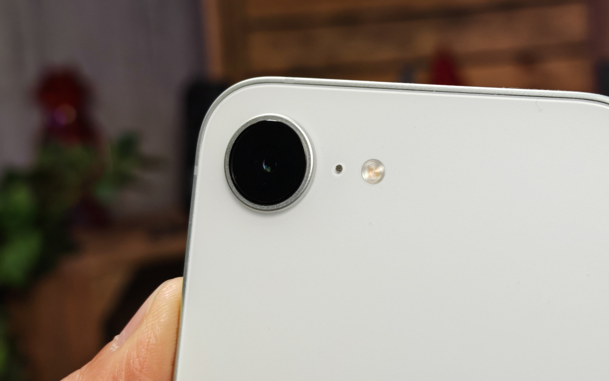 apple-iphone-16e-test-5.jpg