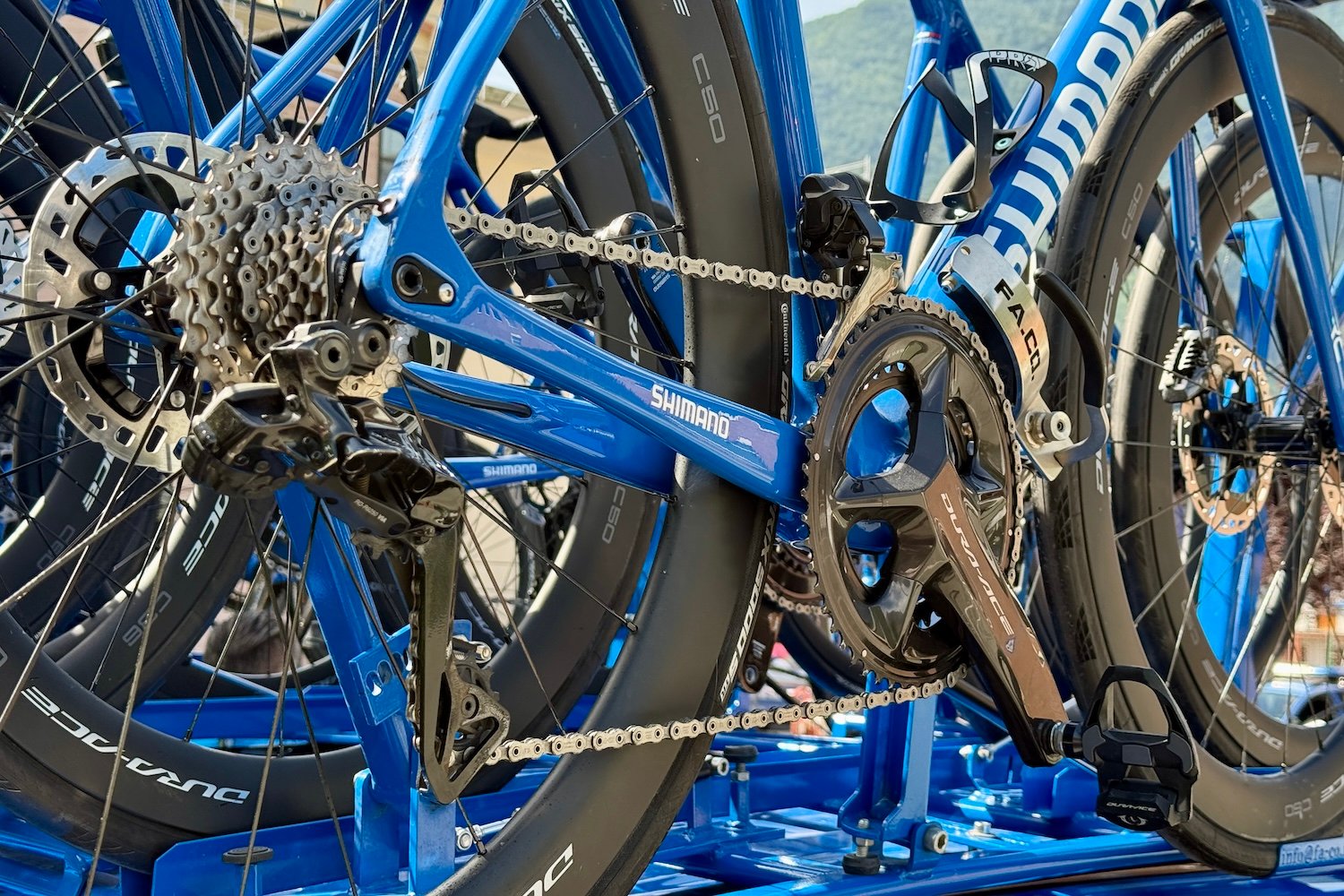 Service-neutre-Shimano-Giro-11.jpg