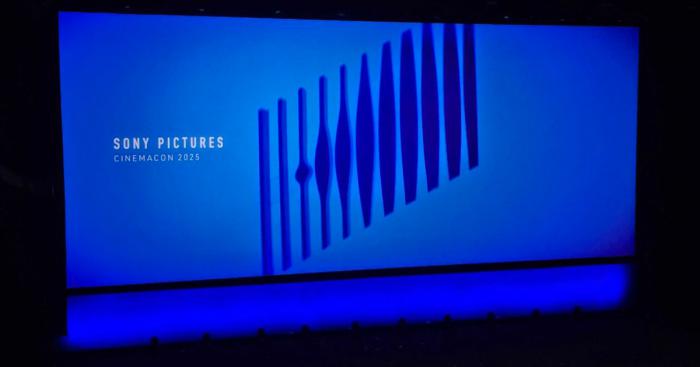 c43d1_panelsonycinemacon.jpg