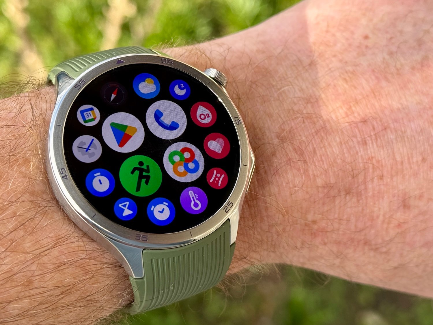 OnePlus-Watch-3-2-1.jpg