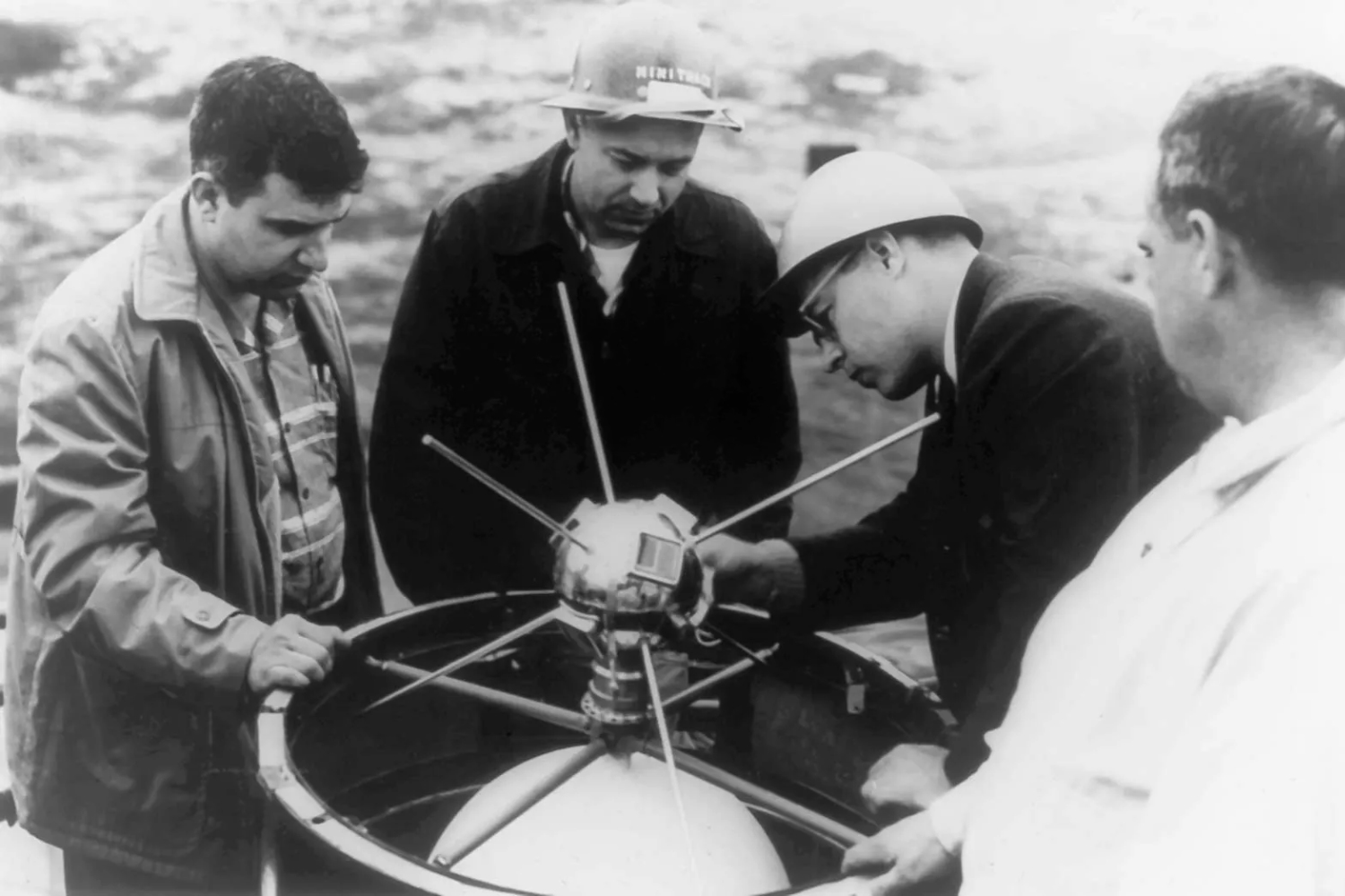 vanguard-1-satellite-archive-1958.jpg