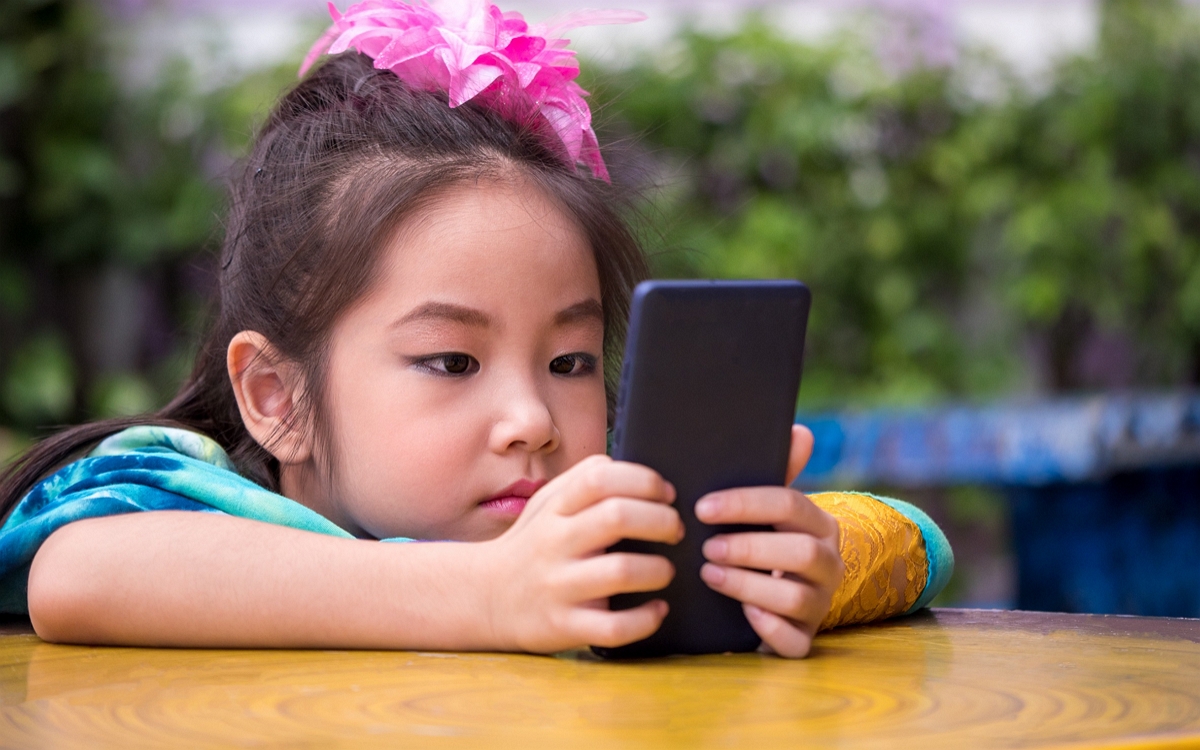 smartphone-enfant.jpg
