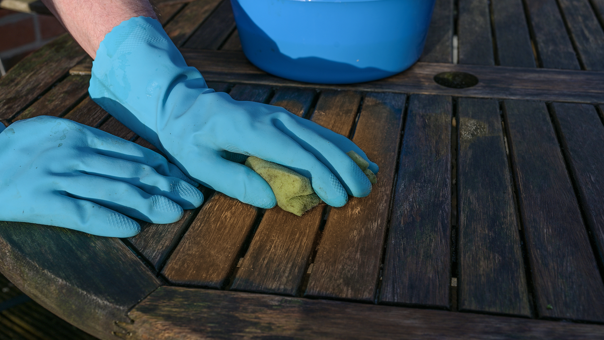 sLFTQGapgSuuFZEr7DuLnN-1200-80.png